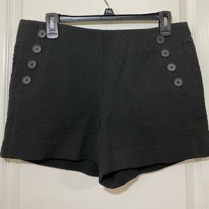 LOFT BLACK BUTTON SIDE SHORTS